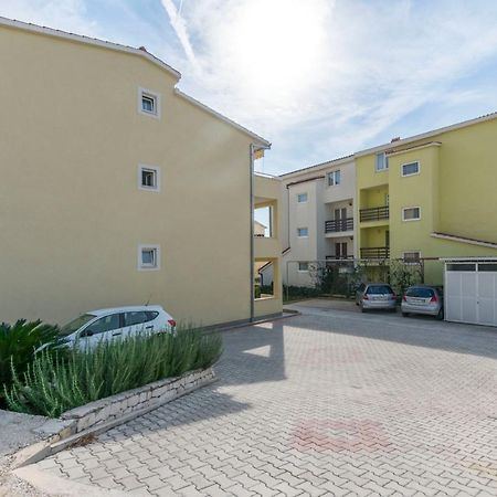 Apartments Srecko Duće 외부 사진