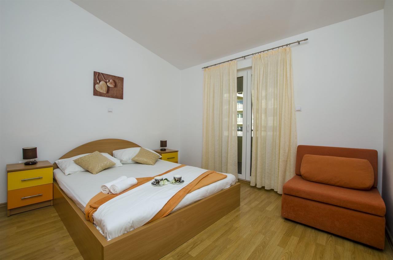 Apartments Srecko Duće 외부 사진